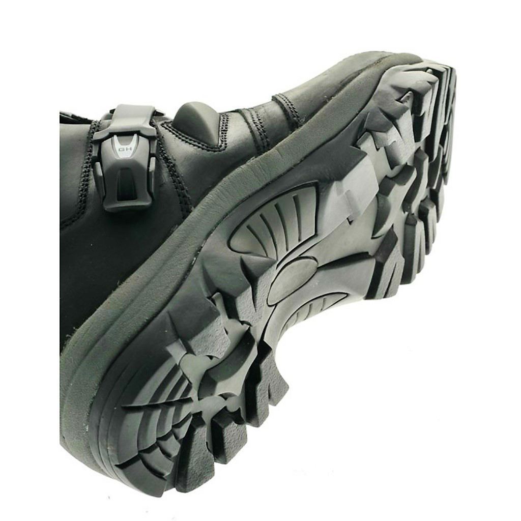 Botas Forma Adventure Low Negro - Moto Helmets  -  - Botas, Equipo